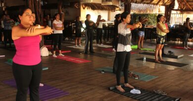 Clase de Yoga: Regalo Especial a Mamás