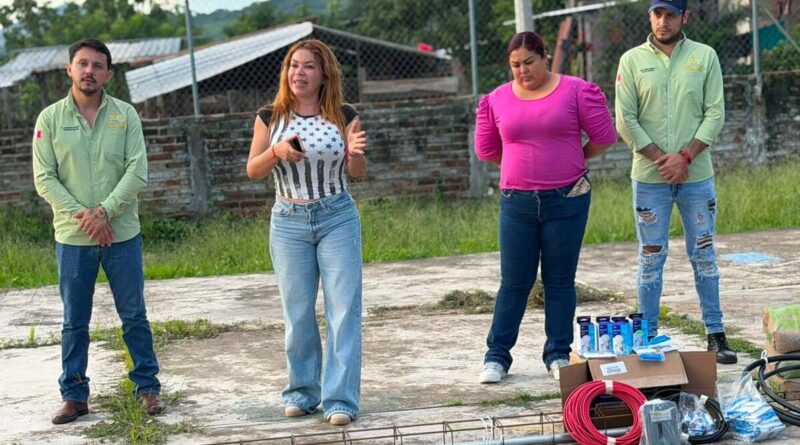Apoya Chayo Delgado a Kínder Jean Piaget